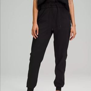 lululemon Stretch High-Rise Jogger 
Full Length 2